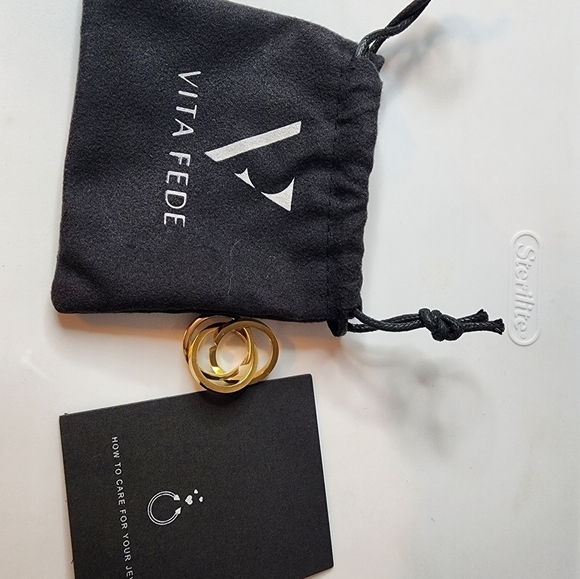 NEW Vita Fede Cassio Pavé Triple Ring Set Size 7.5 Stainless Steel Gold Painted - Picture 9 of 9